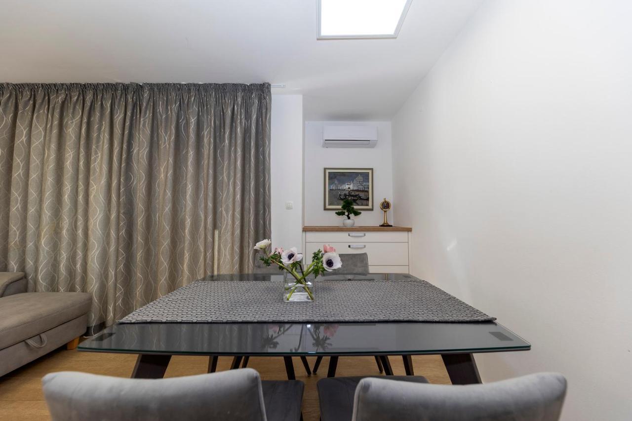 Joy 2 Apartment Новаля Екстер'єр фото